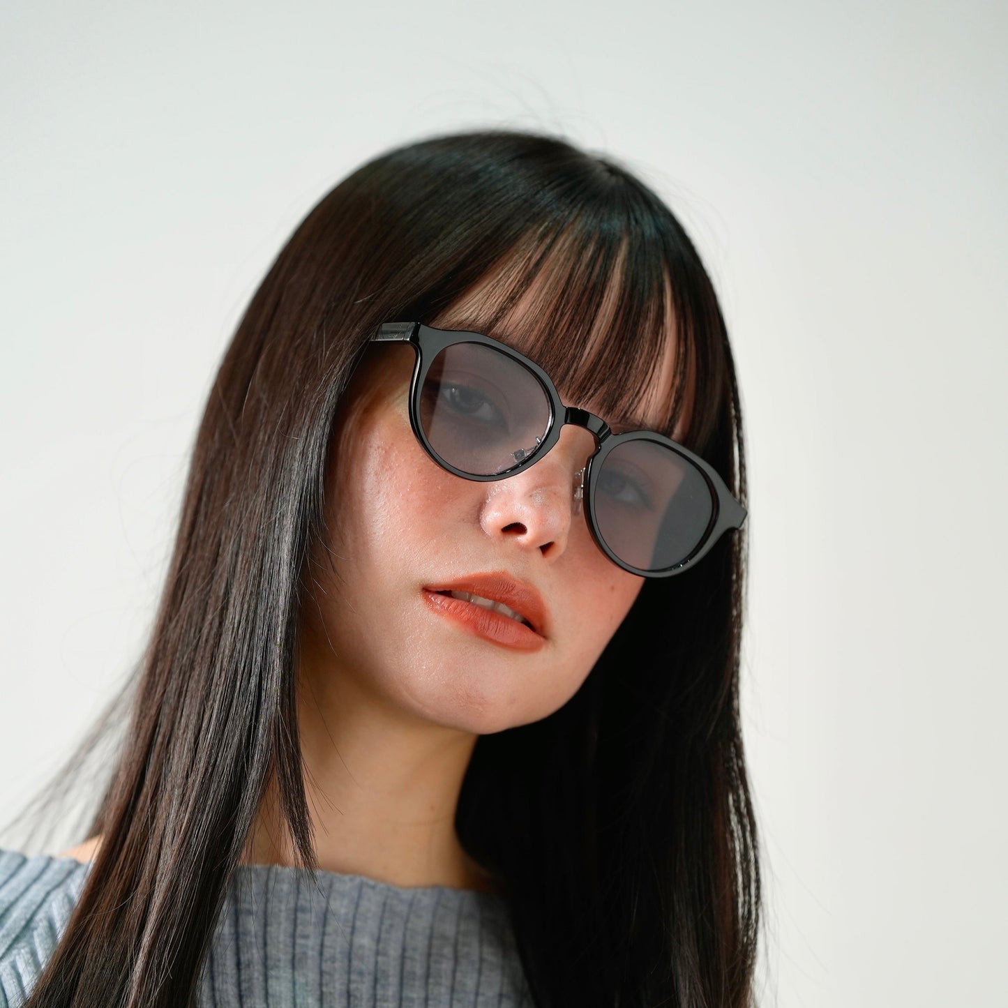 Fleur – Black / Charcoal