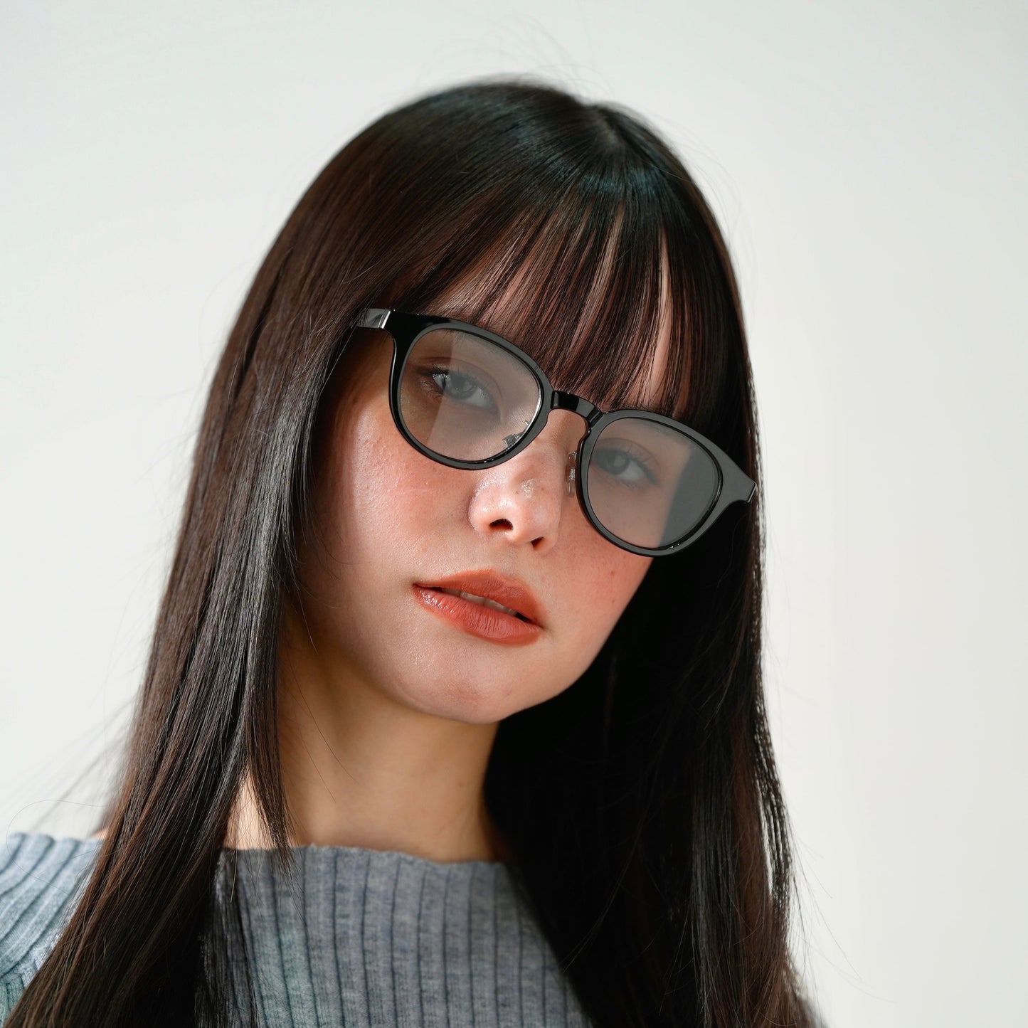 Rayon – Black / Light Gray